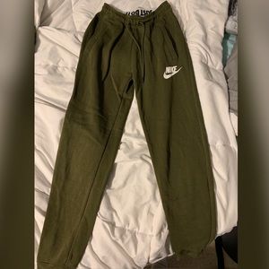 Nike Sweatpants
